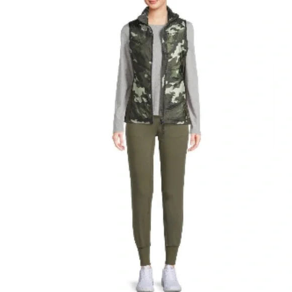 AVIA WOMEN’S PERFORMANCE QUILTED VEST - Picture 2 of 5